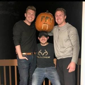 Meet your Posher, Grant